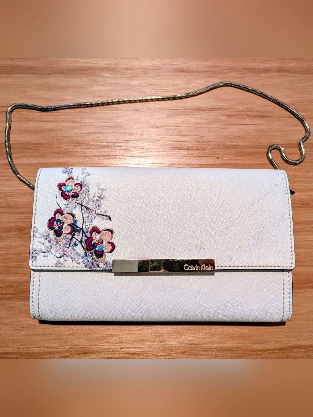 Calvin Klein | White Floral Crossbody Bag / Clutch | Gold Chain